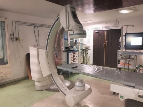 Siemens Artis Zee Cath Lab - Image 2